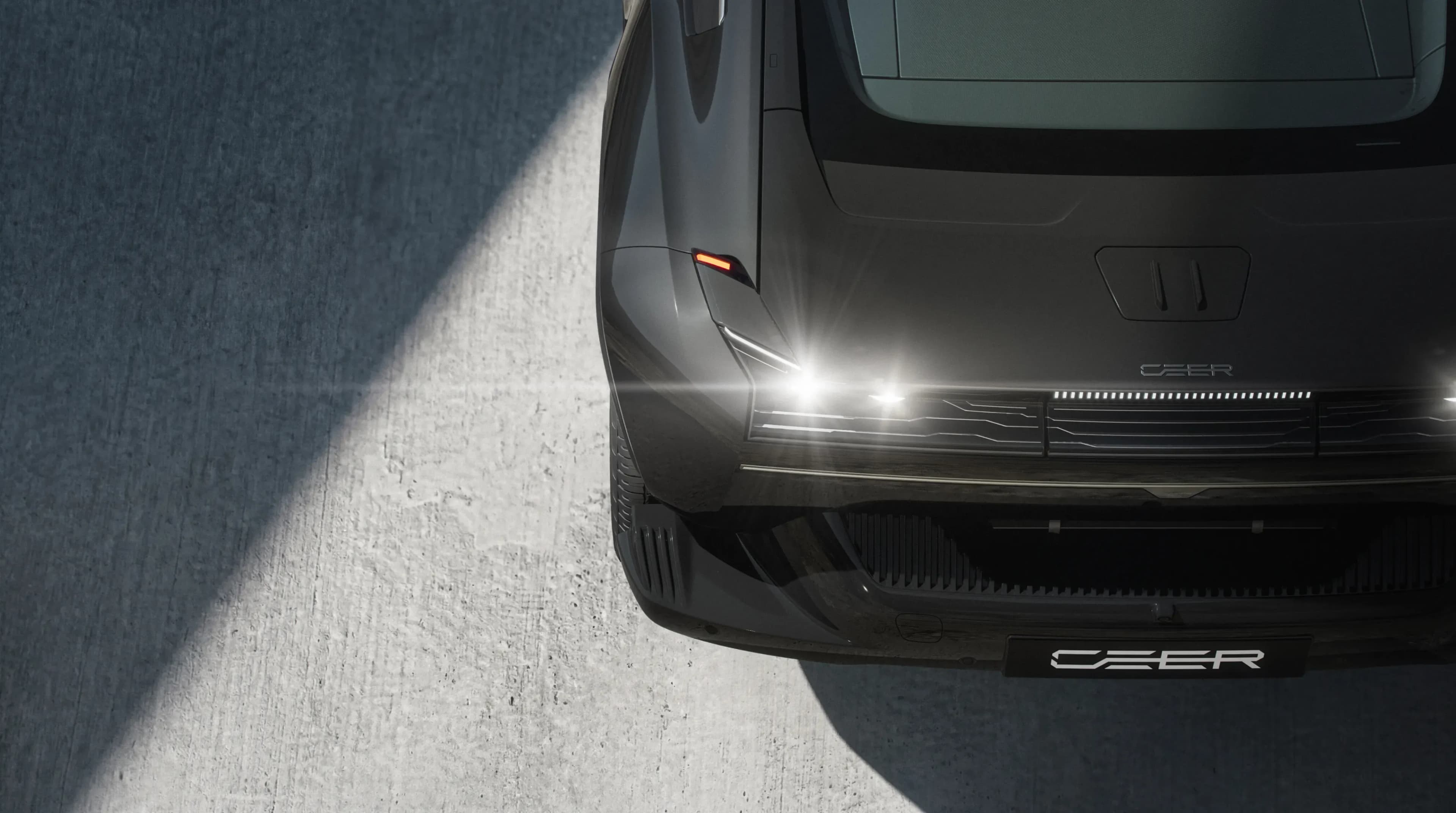 Explore SUV_33.webp