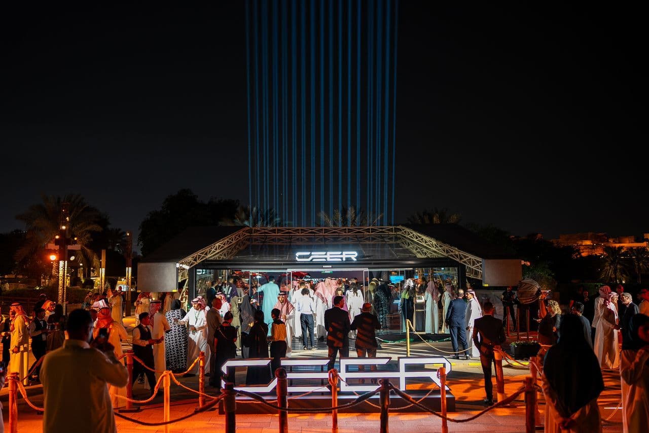 CEER Opens First Mobile Store in Riyadh and Launches Reservations for EXOBOT 