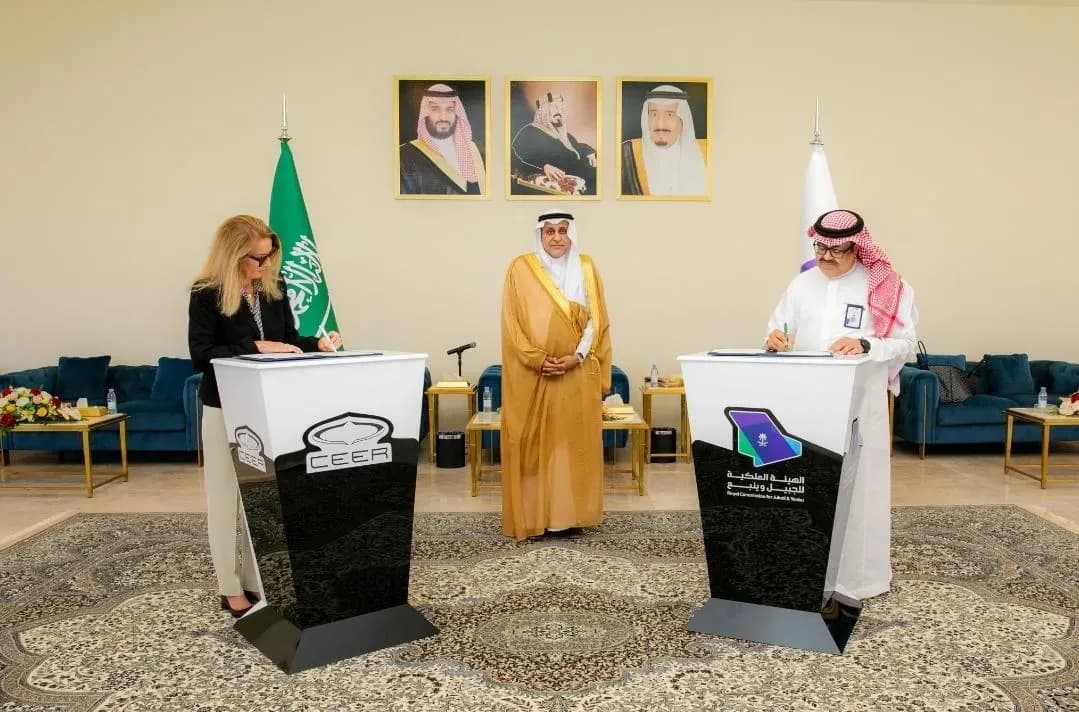 توقيع مذكرة تفاهم بين “سير” والهيئة الملكية بينبع لتعزيز التعاون الصناعي وتطوير الكفاءات الوطنية