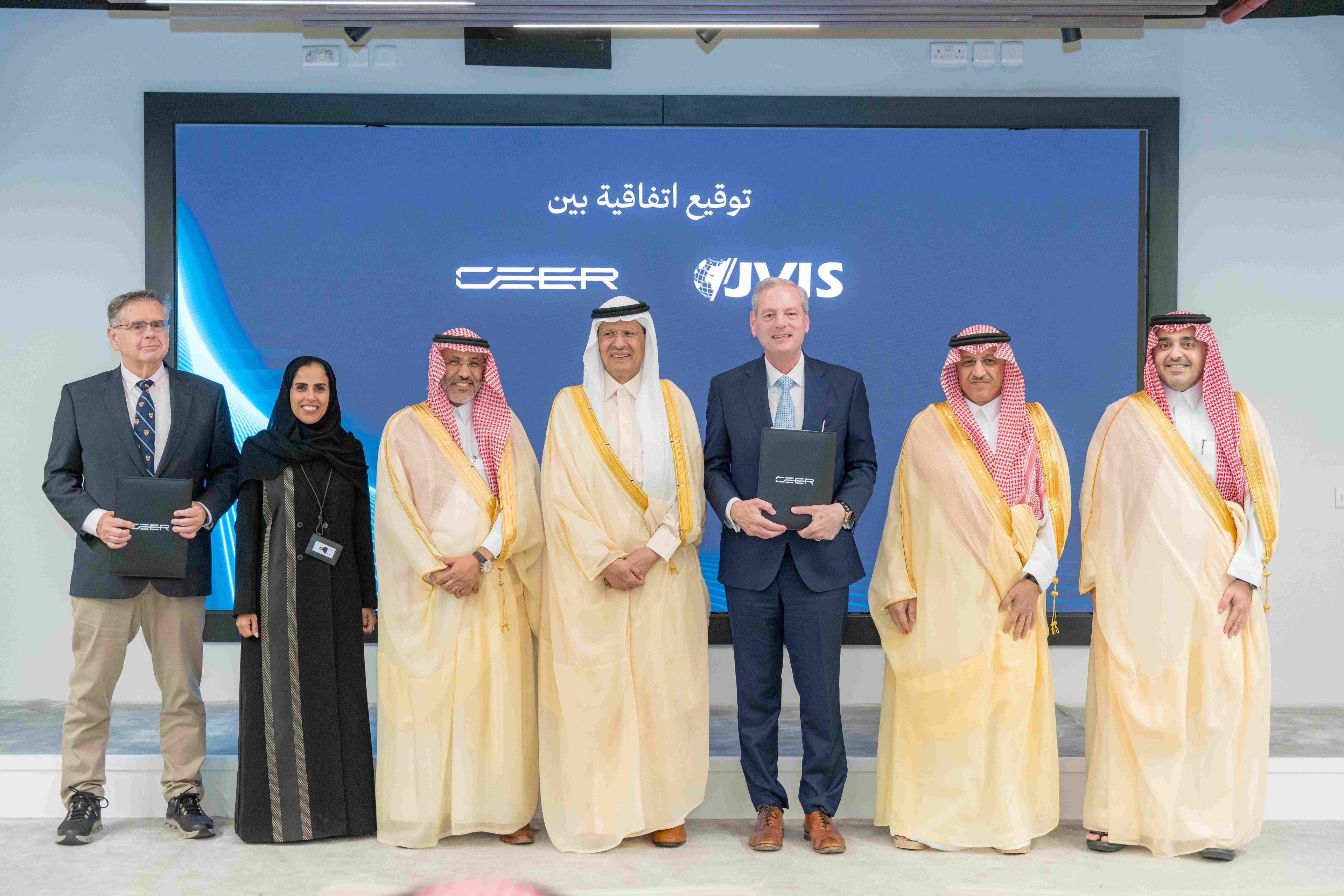 سير تحتفي بخريجي مسار «واعد» تمكيناً للكفاءات الوطنية لقيادة مستقبل صناعة السيارات بالمملكة